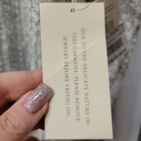 NWT vince commuto plush think knit soft beautiful hi-lo sweater. Great 🎁 gift! - Picture 4 of 8